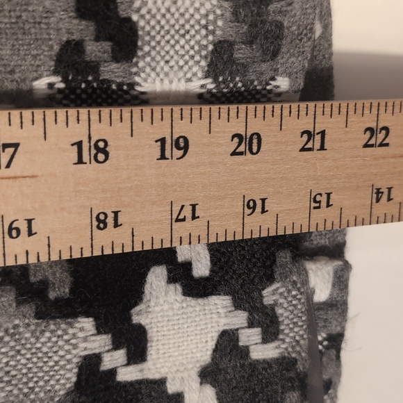 Loft Ann Taylor Black and White tweed Skirt Size Large - Picture 4 of 12